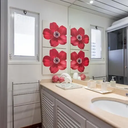 Marina Charming 3bdr Duplex By Lovelystay