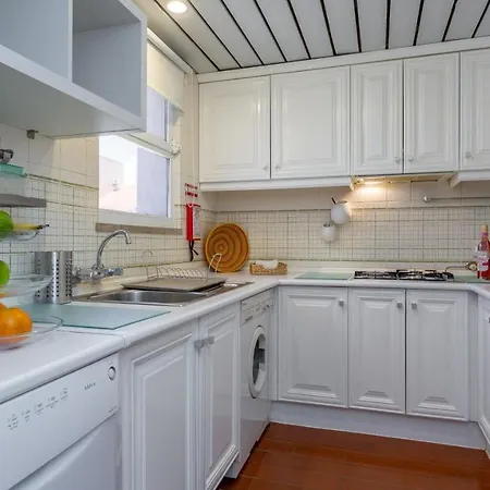 Marina Charming 3bdr Duplex By Lovelystay 公寓