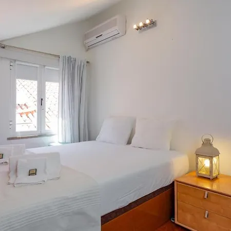 Marina Charming 3bdr Duplex By Lovelystay 奎特里拉