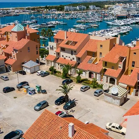 Marina Charming 3bdr Duplex By Lovelystay *